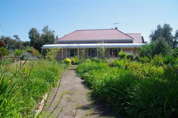 38 Queens Highway, Yorketown SA 5576