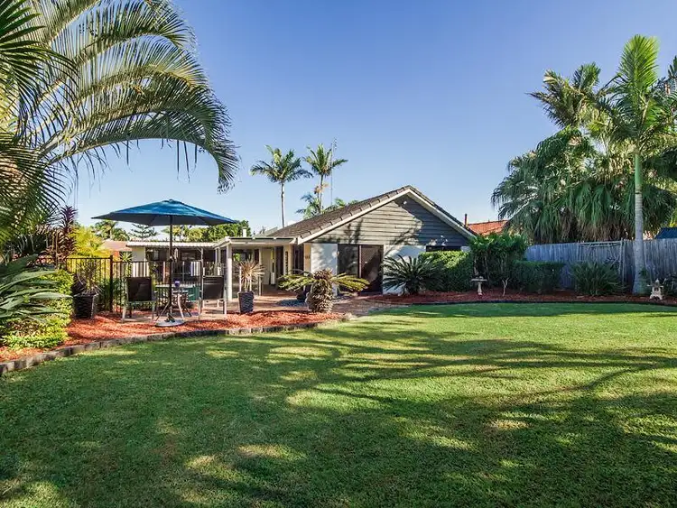 Second view of Homely house listing, 5 Dunbarton Avenue, Sorrento QLD 4217