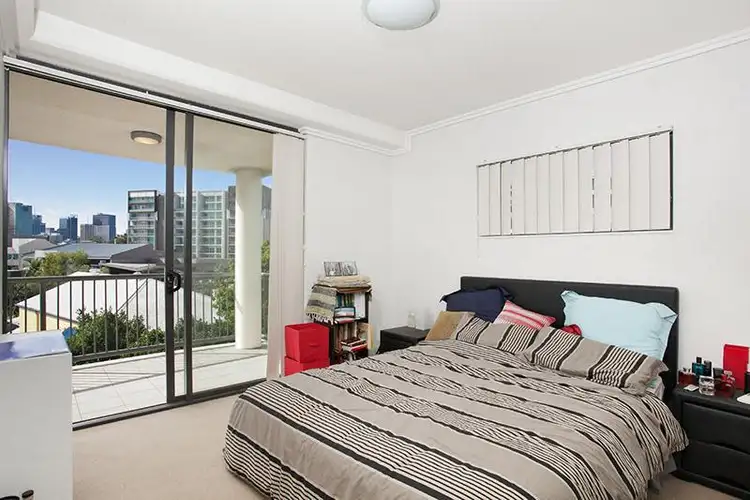 Fifth view of Homely apartment listing, 1041/18 Manning Street, Milton QLD 4064