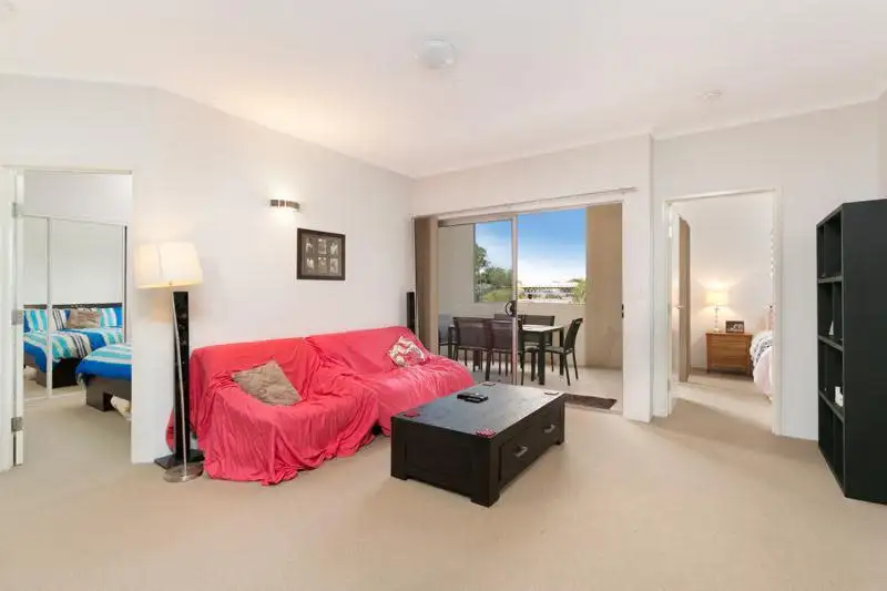 Main view of Homely apartment listing, 01/186 Moggill Road, Taringa QLD 4068