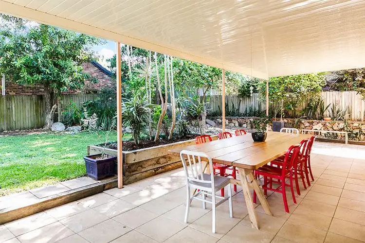 10 Worsley Street, The Gap QLD 4061