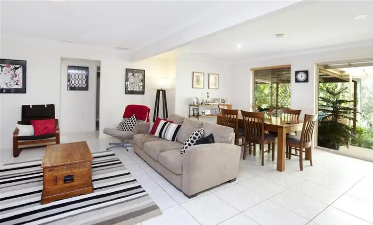 8 Pointer Court, Shailer Park QLD 4128