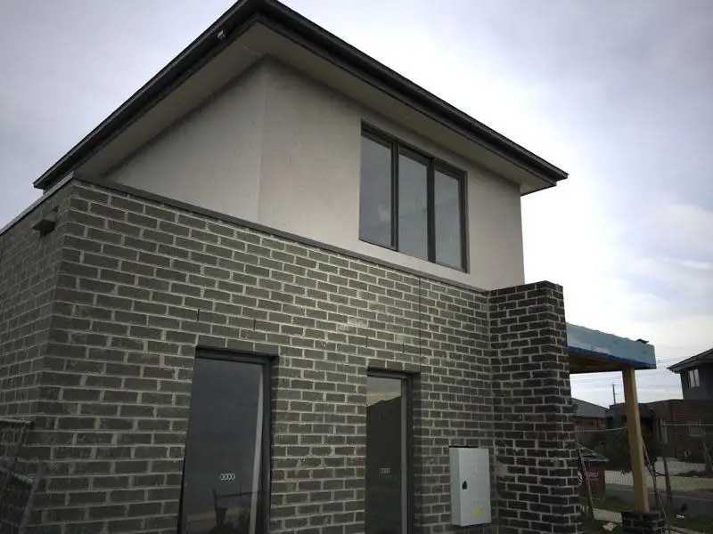 Main view of Homely townhouse listing, 1/19 Lydgate Terrace, Epping VIC 3076