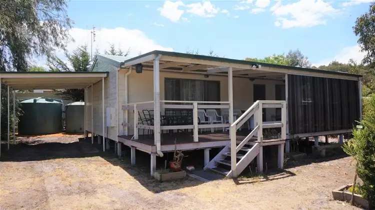 33 Geofrey Avenue, Loch Sport VIC 3851