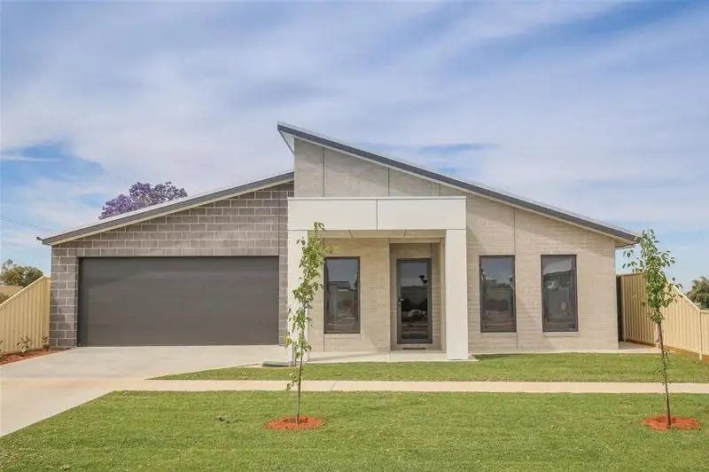 Main view of Homely house listing, 5 Springfield Drive, Mildura VIC 3500