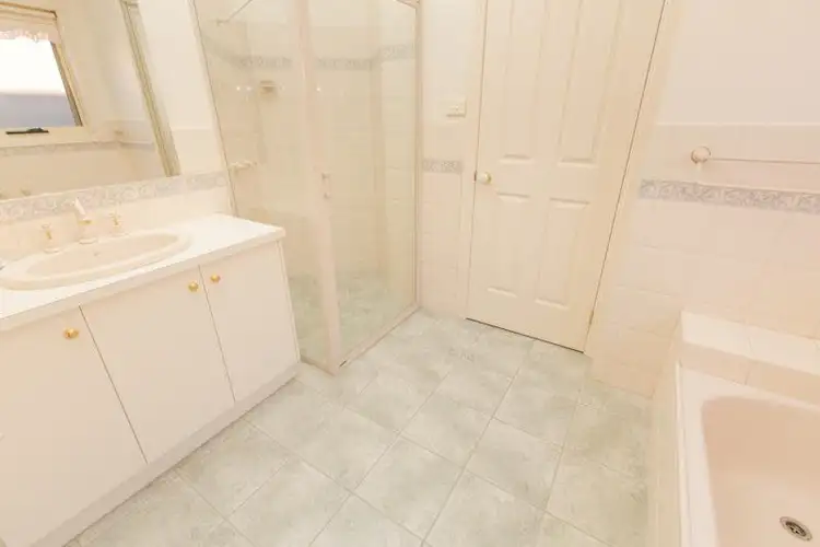 Seventh view of Homely townhouse listing, 4/6-8 Sapphire Court, Mildura VIC 3500