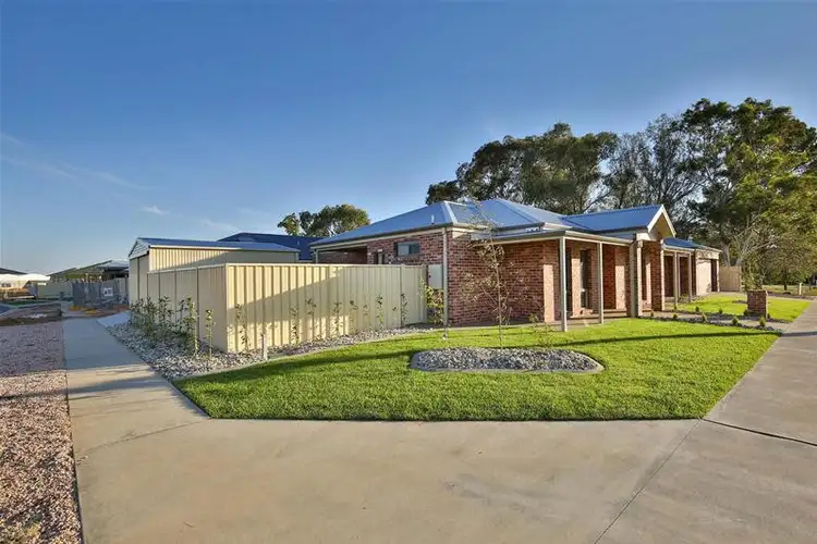 Second view of Homely house listing, 2 Davlin Drive, Mildura VIC 3500