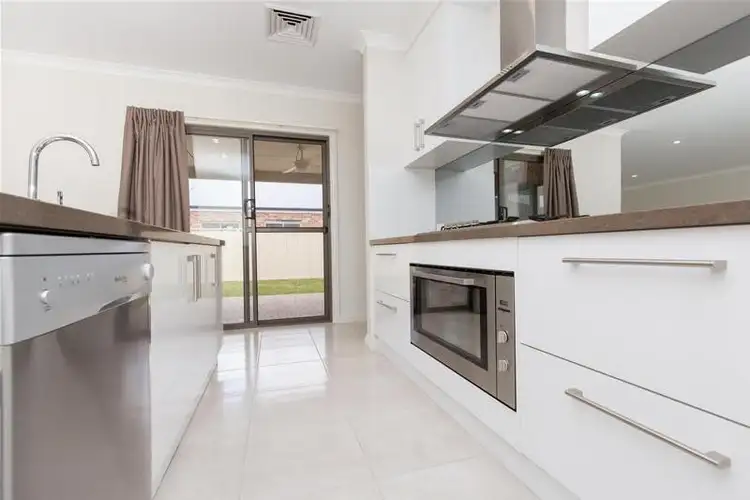 Sixth view of Homely house listing, 2 Davlin Drive, Mildura VIC 3500