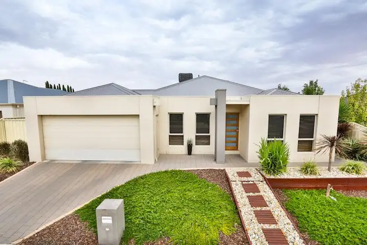 9 Sotiri Court, Mildura VIC 3500