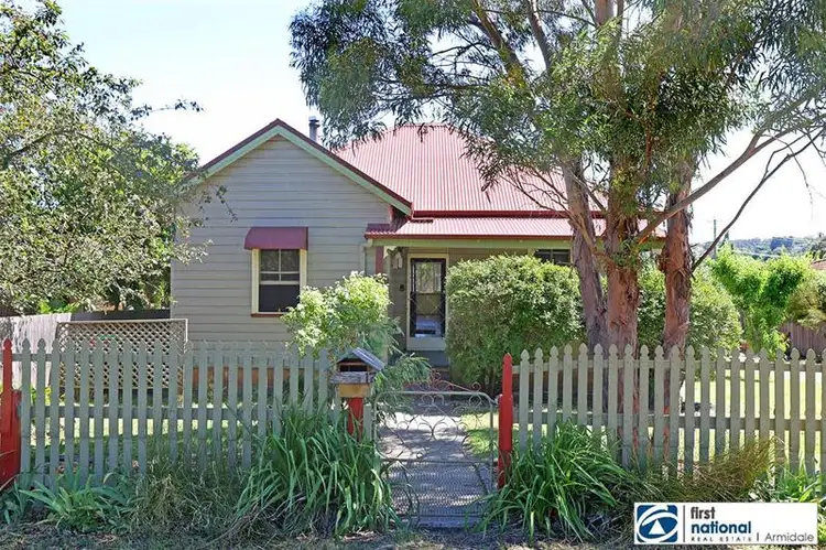 17 Wigan Avenue, Armidale NSW 2350