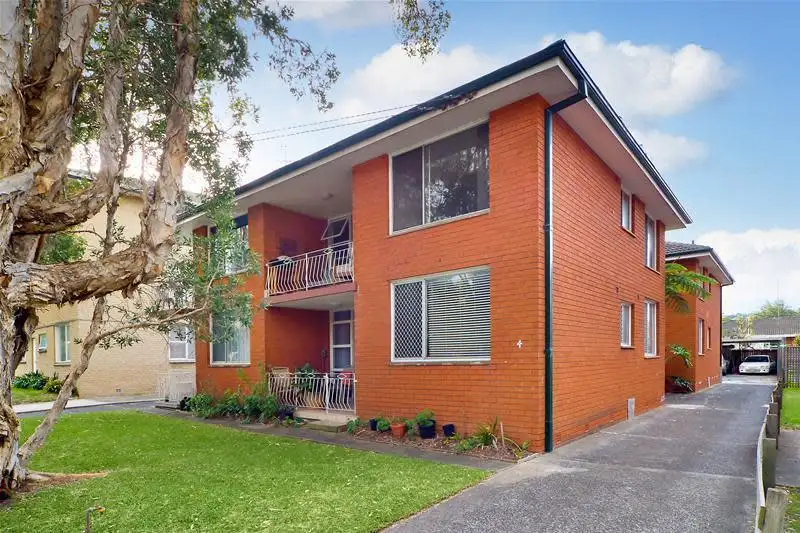 Main view of Homely unit listing, 4/4 Ilikai Place, Dee Why NSW 2099