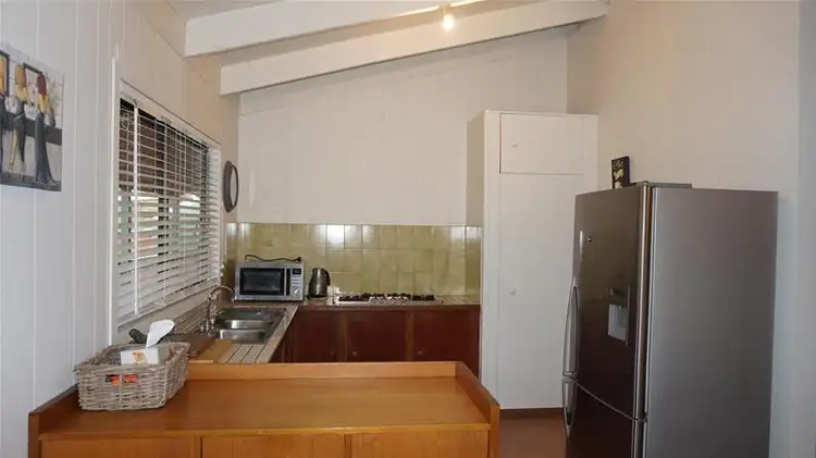 Fifth view of Homely house listing, 4 Christopher Court, Loch Sport VIC 3851