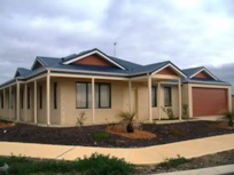 12 Middleton Boulevard, Jurien Bay WA 6516