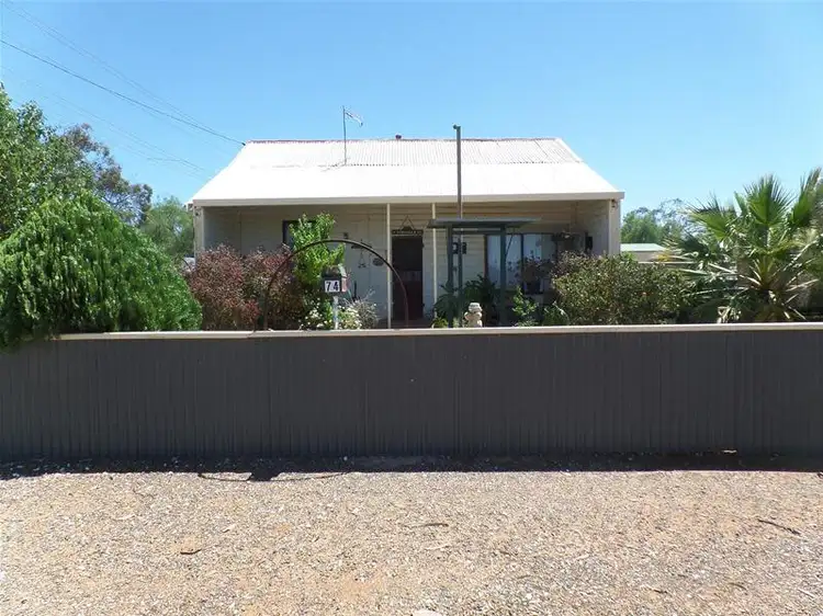 74 Sylvester Street, Coolgardie WA 6429