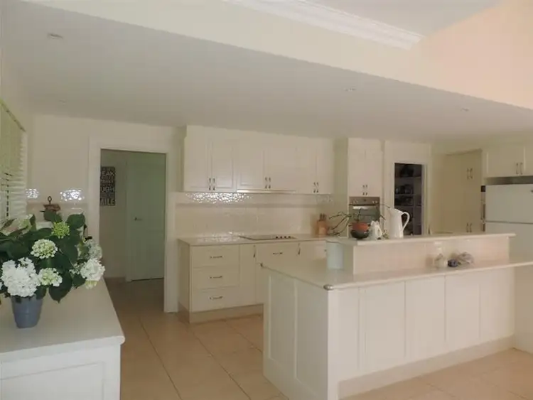 Seventh view of Homely house listing, 7 Colonial Court, Bright VIC 3741