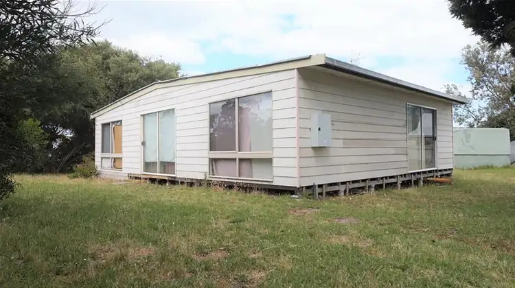 48 - 50 Government Road, Loch Sport VIC 3851