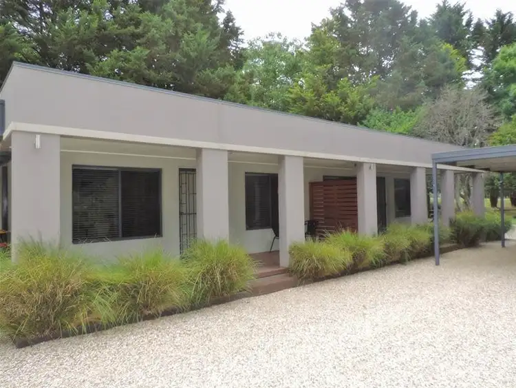 Main view of Homely unit listing, 7/2 Gavan Street, Bright VIC 3741