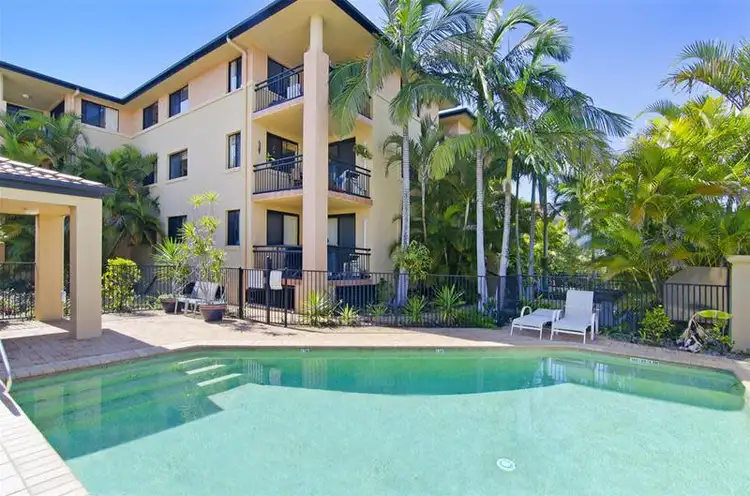 Main view of Homely unit listing, 4/5 Tarni Avenue, Palm Beach QLD 4221