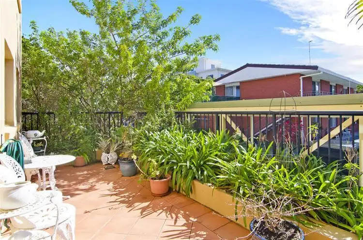 Fifth view of Homely unit listing, 4/5 Tarni Avenue, Palm Beach QLD 4221