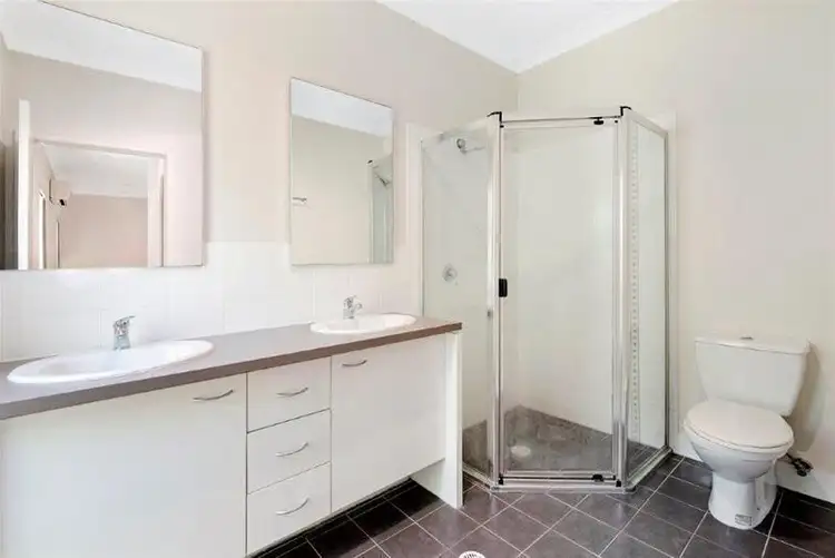 Sixth view of Homely house listing, 3 Mahogany Place, Molendinar QLD 4214