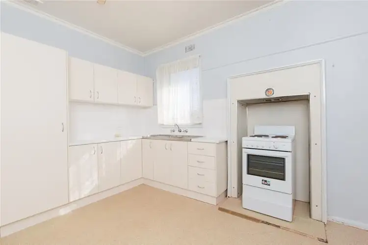 Third view of Homely house listing, 10 Westcliffs Avenue, Red Cliffs VIC 3496