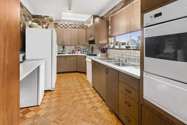 Sixth view of Homely house listing, 4 Tyalla Close, Casula NSW 2170