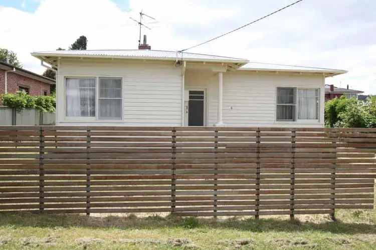 1/4 Walton Street, Huonville TAS 7109