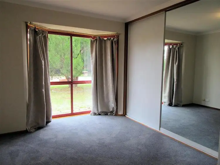 Fifth view of Homely house listing, 3 Amy Court, Mildura VIC 3500