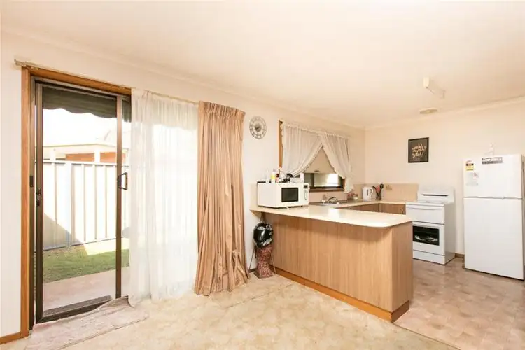 Fifth view of Homely unit listing, 3/7 Caloola Court, Mildura VIC 3500