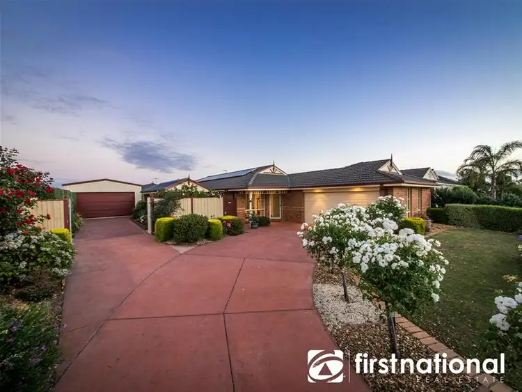 7 Kingfisher Court, Pakenham VIC 3810