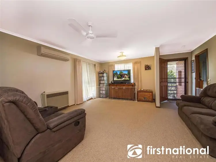 Second view of Homely house listing, 5 Highview Court, Pakenham VIC 3810