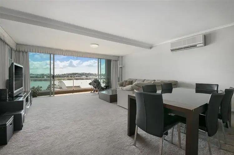 28/27 Vernon Terrace, Teneriffe QLD 4005