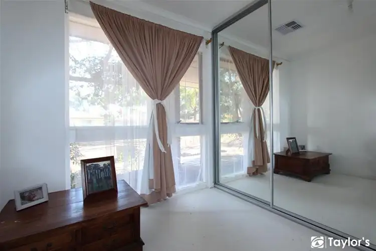 Fifth view of Homely house listing, 8 Morey Drive, Salisbury Heights SA 5109