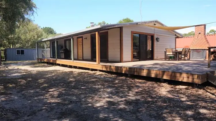 58 Central Avenue, Loch Sport VIC 3851