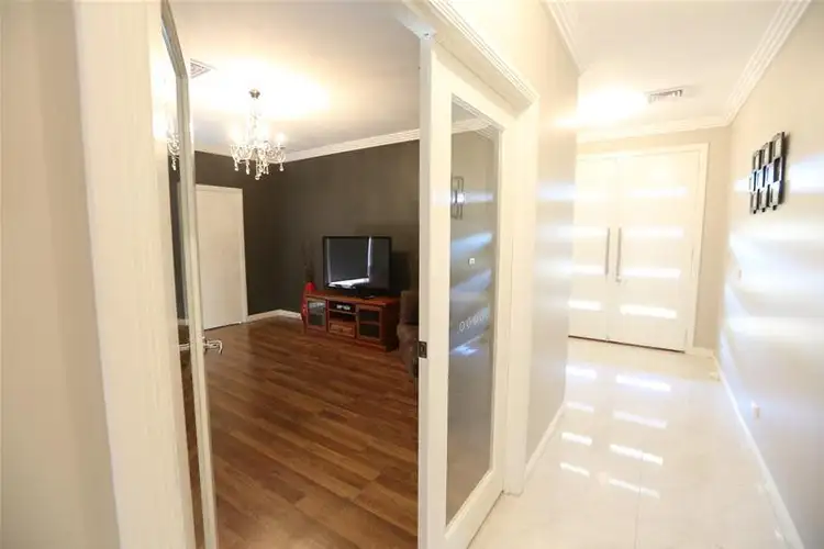 Seventh view of Homely house listing, 5 Cosgrove Court, Mildura VIC 3500