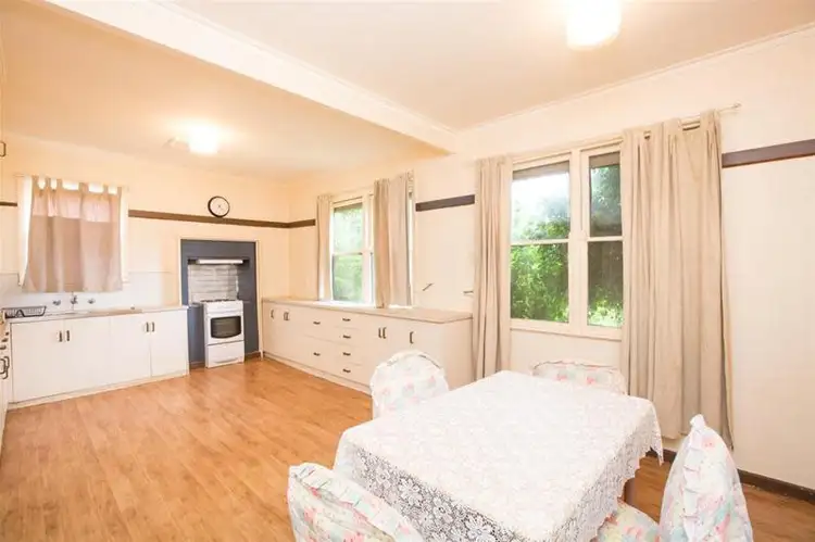 Fourth view of Homely house listing, 10 Sargent Avenue, Mildura VIC 3500