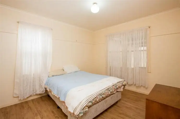 Sixth view of Homely house listing, 10 Sargent Avenue, Mildura VIC 3500
