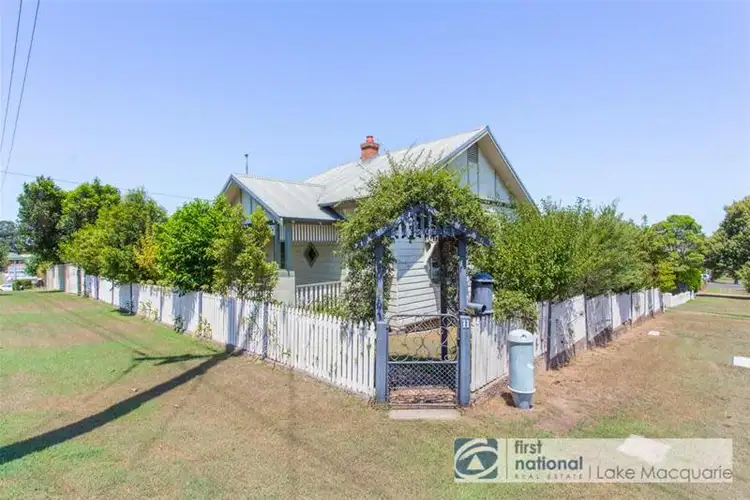 11 Brooks Street, Telarah NSW 2320