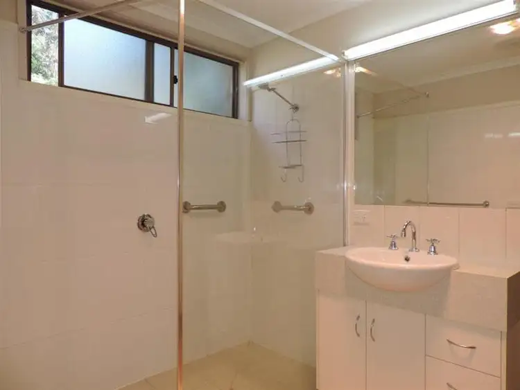 Seventh view of Homely unit listing, 2/92 Delany Avenue, Bright VIC 3741