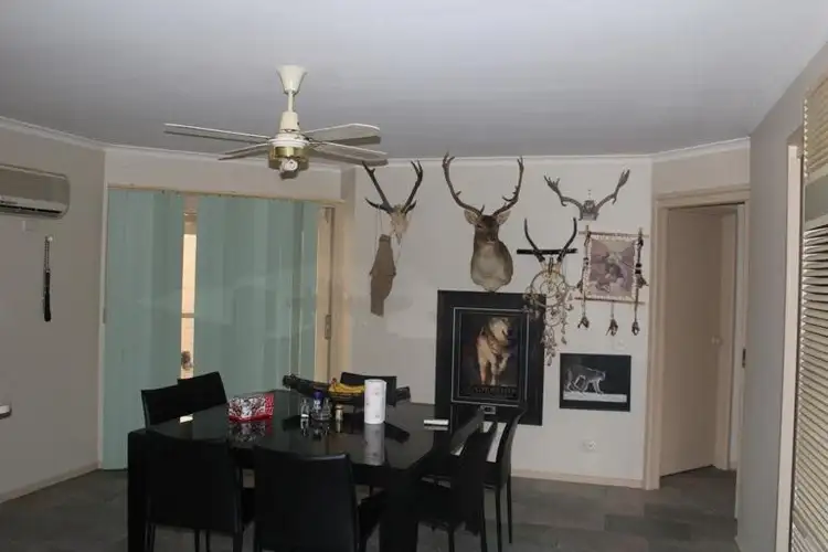 Fifth view of Homely house listing, 90 Yarcombe Crescent, Craigieburn VIC 3064