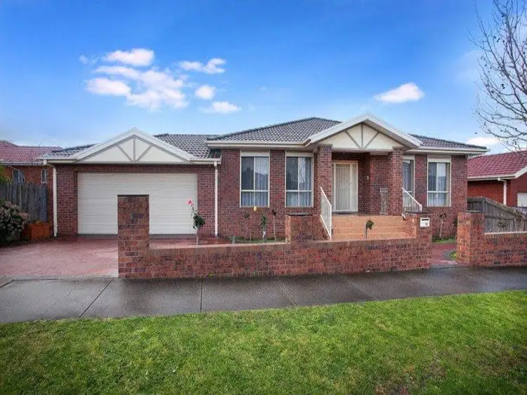 10 Lockwood Drive, Roxburgh Park VIC 3064
