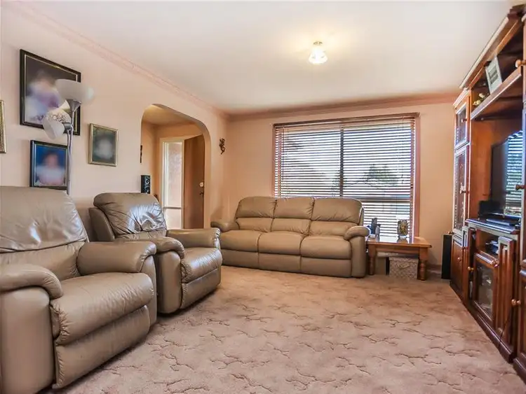 Third view of Homely house listing, 5 Hovea Close, Meadow Heights VIC 3048