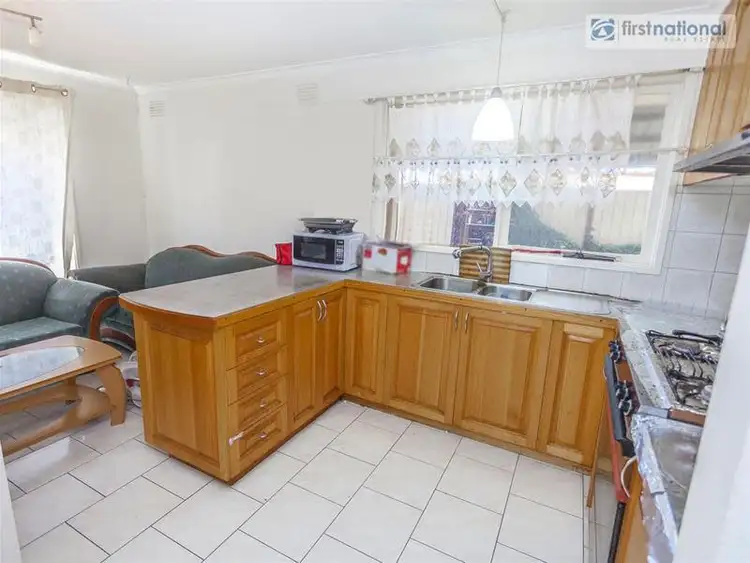 Fourth view of Homely house listing, 2 Cosgrove Court, Meadow Heights VIC 3048