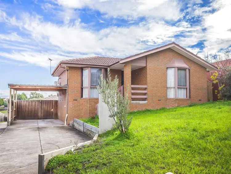 13 Green Valley Grove, Meadow Heights VIC 3048