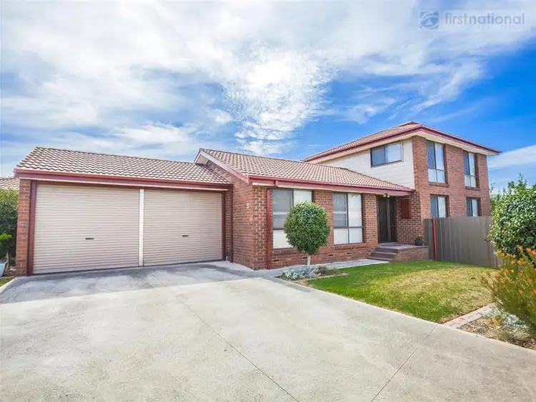 Third view of Homely house listing, 5 Tamboon Court, Meadow Heights VIC 3048