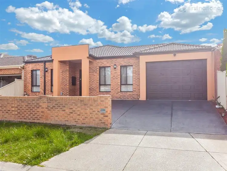 28 Colchester Circuit, Roxburgh Park VIC 3064