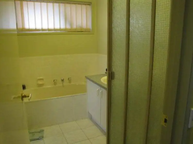 Sixth view of Homely house listing, 6 Coorong Court, Meadow Heights VIC 3048