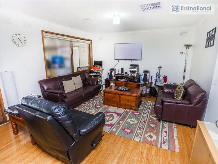 Fourth view of Homely house listing, 8 Devon Court, Meadow Heights VIC 3048
