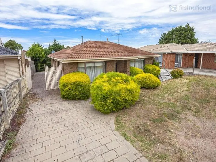 Fifth view of Homely house listing, 17 cassinia Crescent, Meadow Heights VIC 3048