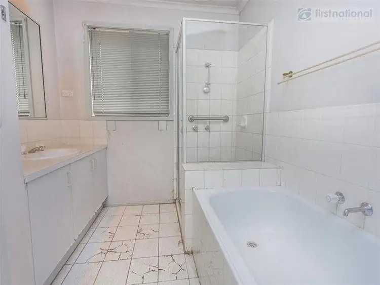 Seventh view of Homely house listing, 17 cassinia Crescent, Meadow Heights VIC 3048